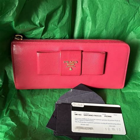 prada pink bow wallet